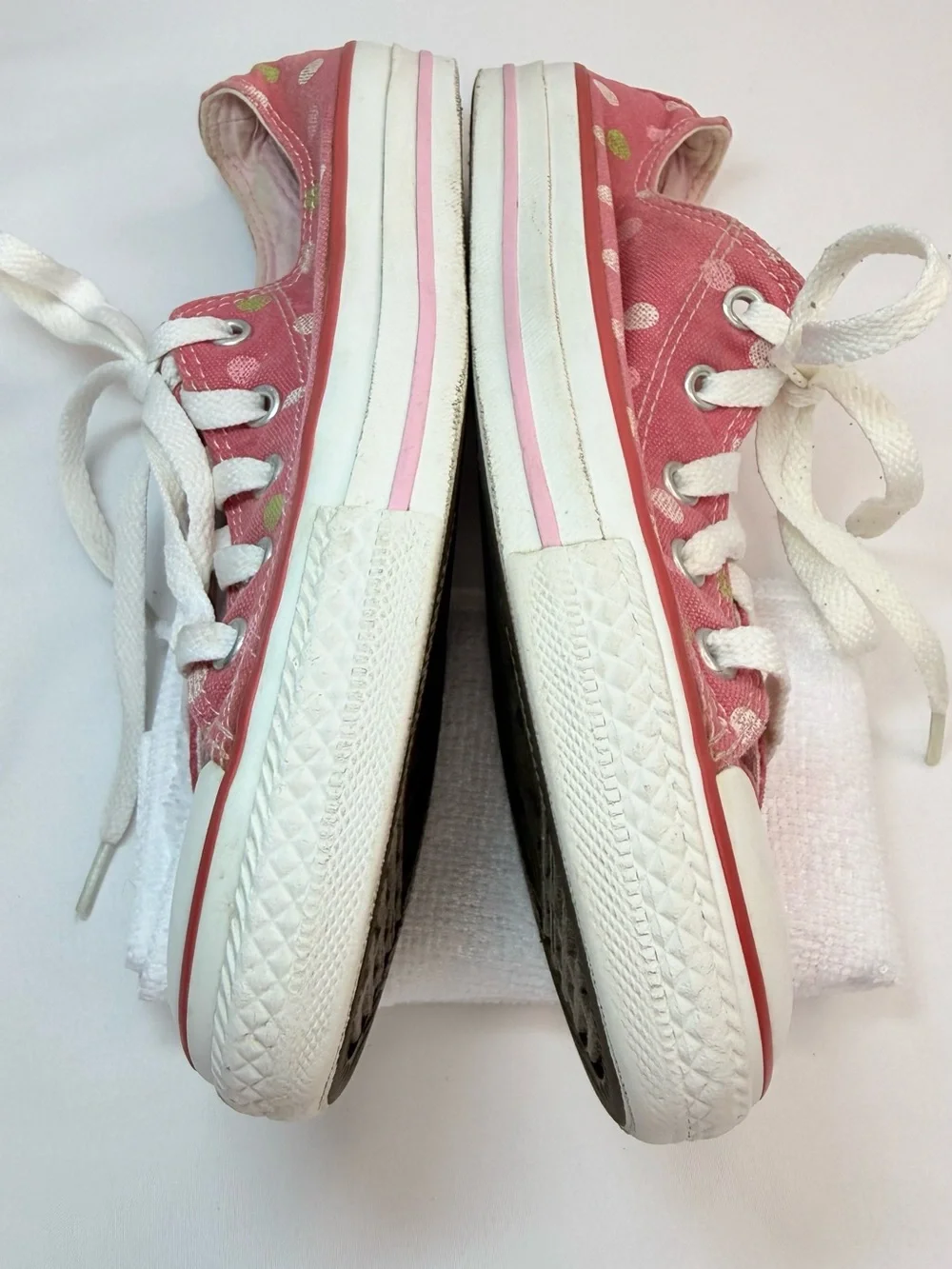 Converse All-Star Pink Polka Dot Low-Top Canvas Sneakers Girls Size 3 VGUC
